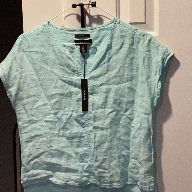 Tahari Green Cap Sleeve Boxy Blouse